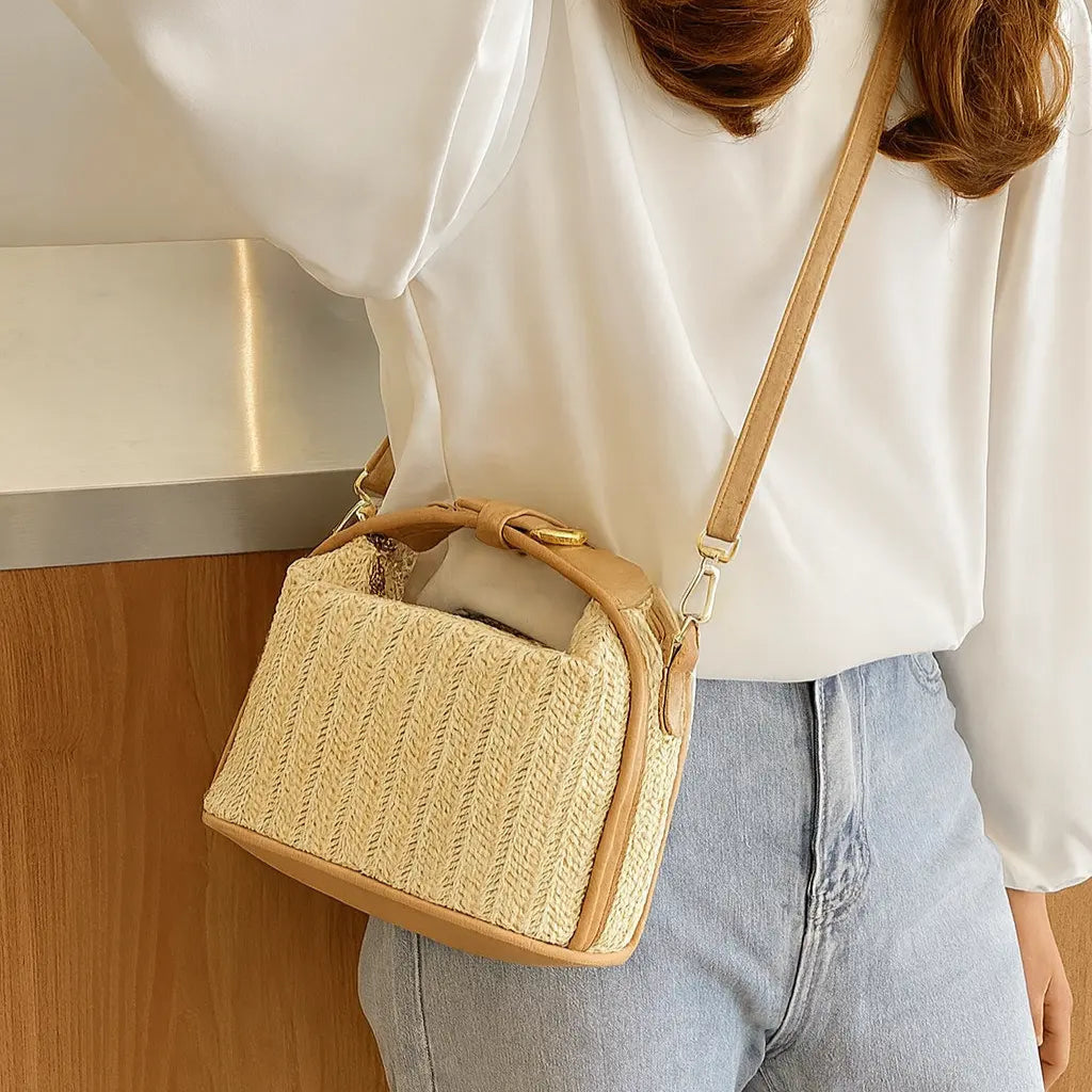 Casual woven straw purse with leather-look trim